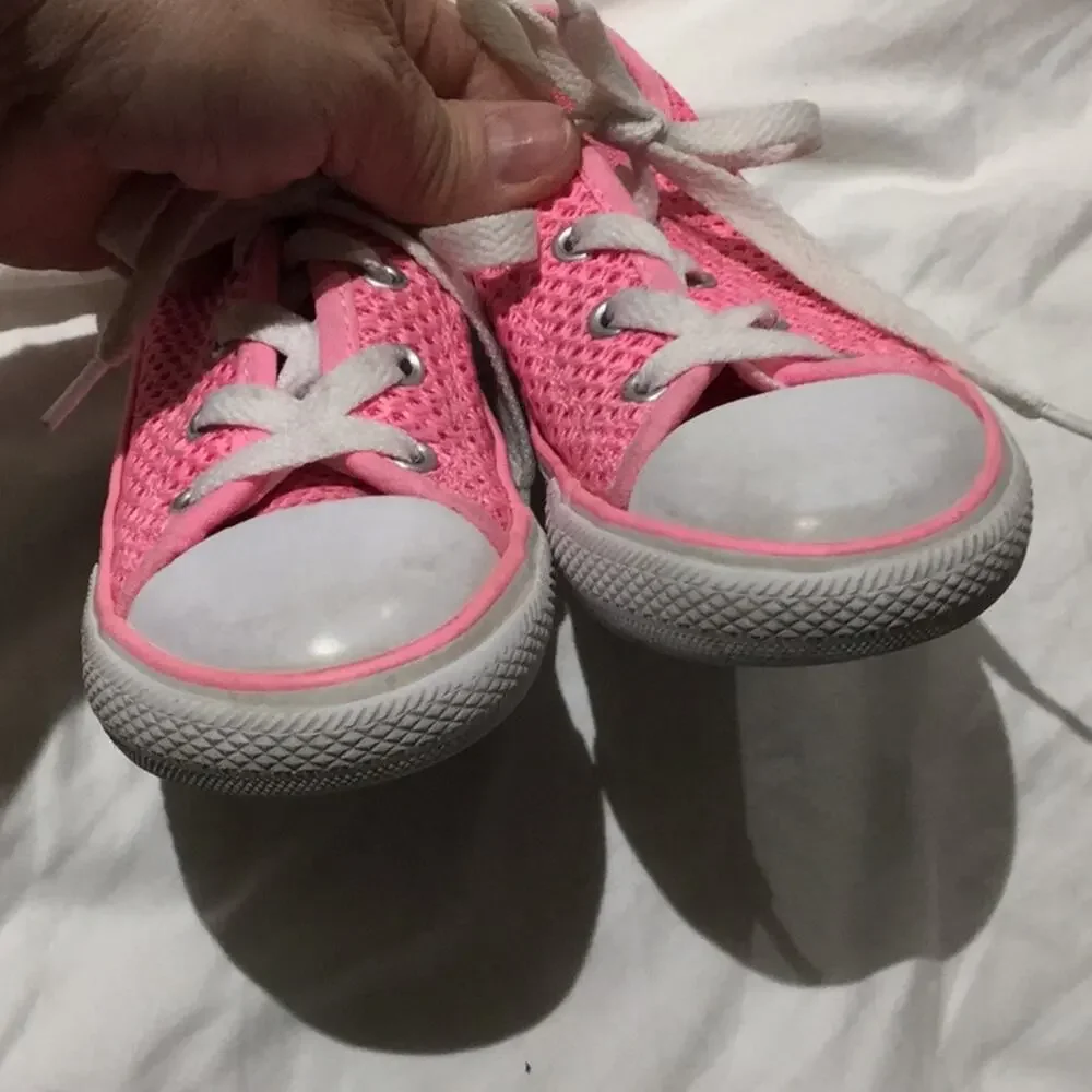 Converse 8 tennis shoe bubble gum pink euc